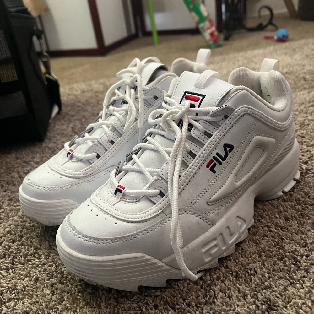 Fila white womens shoe
